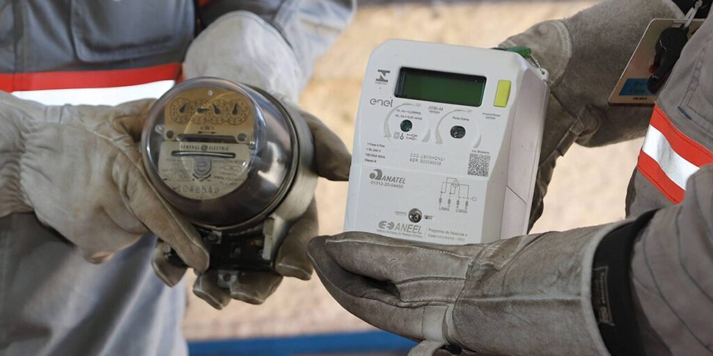 Já imaginou um mundo onde o consumo de água, gás e energia elétrica é monitorado em tempo real, sem a necessidade de leituras manuais? Bem-vindo à realidade da telemetria em medidores utilities, uma tecnologia que está transformando a forma como gerenciamos nossos recursos. E acredite, o futuro chegou!