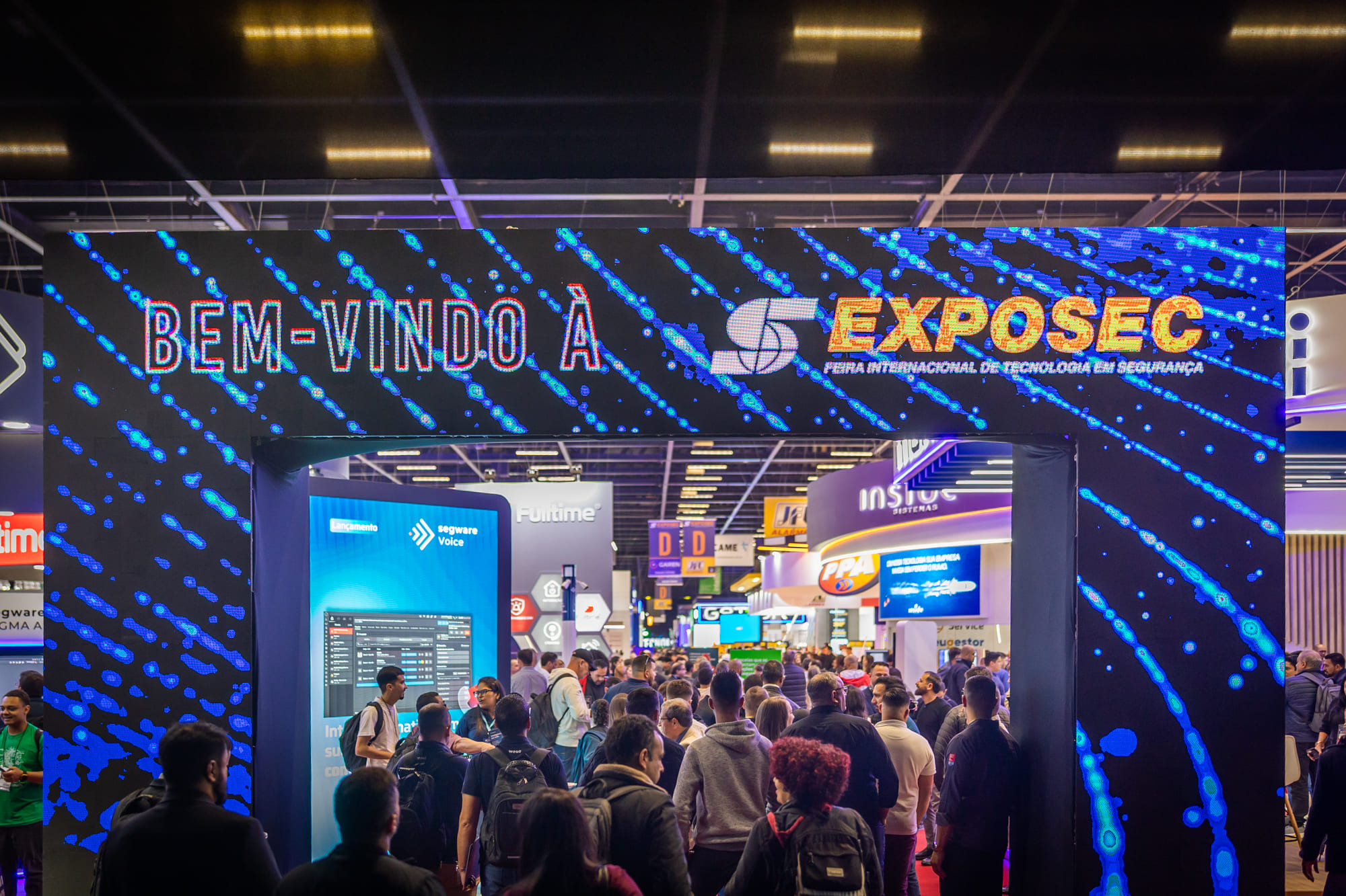 A Exposec 25, a maior feira de segurança da América Latina, foi um verdadeiro espetáculo de inovação e tecnologia, reunindo de 10 a 12 de junho, no São Paulo Expo, os maiores nomes do setor.