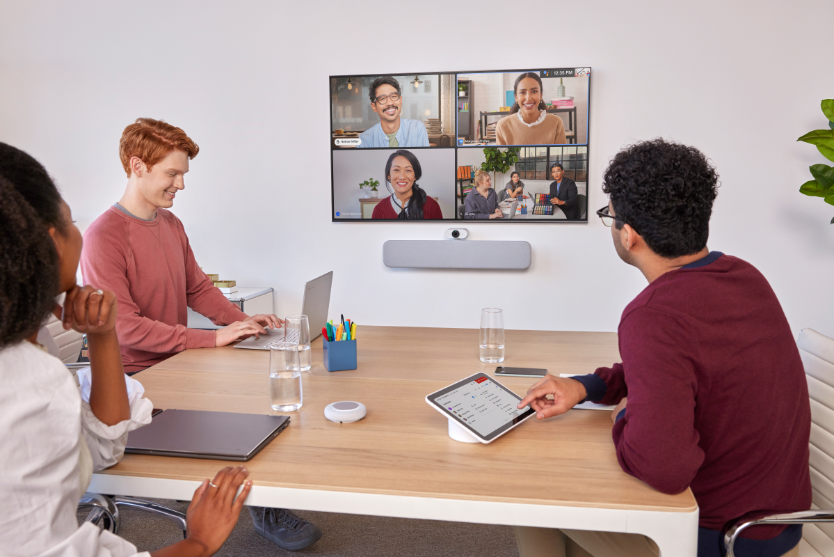 Contratar o Link Dedicado Vivo com a IOT Conect é mais fácil do que você imagina. O primeiro passo é entender a real necessidade da sua empresa. A IOT Conect não vai apenas "empurrar" um plano; eles vão analisar o perfil de uso da sua equipe, a quantidade de funcionários, os sistemas que você utiliza e, com base nisso, recomendar a velocidade e os serviços adicionais mais adequados.