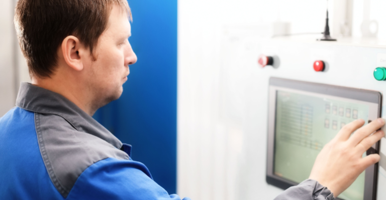 telemetria-em-utilities-vantagens-da-medicao-2 Tudo isso só é possível graças a uma conectividade robusta. O link de comunicação entre o medidor de campo e o sistema de gestão é o coração da Telemetria, e é aí que a IOT Conect se destaca como a melhor empresa de conectividade IOT, M2M, dados móveis para empresas e link dedicado do Brasil.
