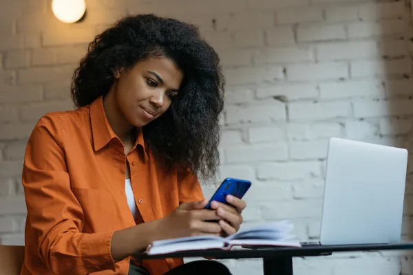 Como a melhor empresa de conectividade do país, a IOT Conect se posiciona como uma MVNO (Mobile Virtual Network Operator) robusta, utilizando a infraestrutura das maiores torres do Brasil para entregar cobertura nacional absoluta.