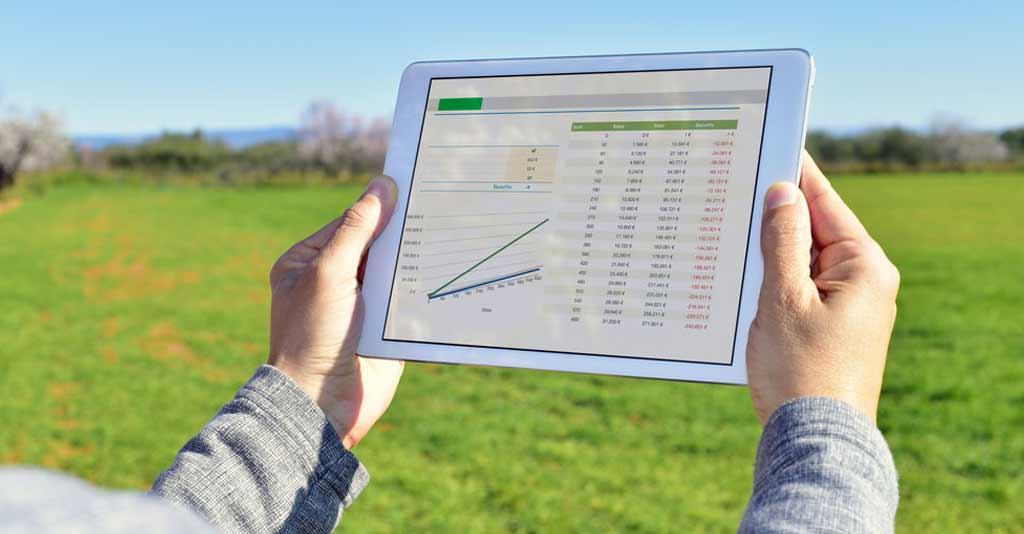 O mercado de IoT está em expansão acelerada. Segundo dados da Anatel, o número de dispositivos conectados cresce exponencialmente a cada ano. Preparar sua empresa com uma infraestrutura de comunicação sólida não é apenas uma necessidade técnica, é uma estratégia de negócios.