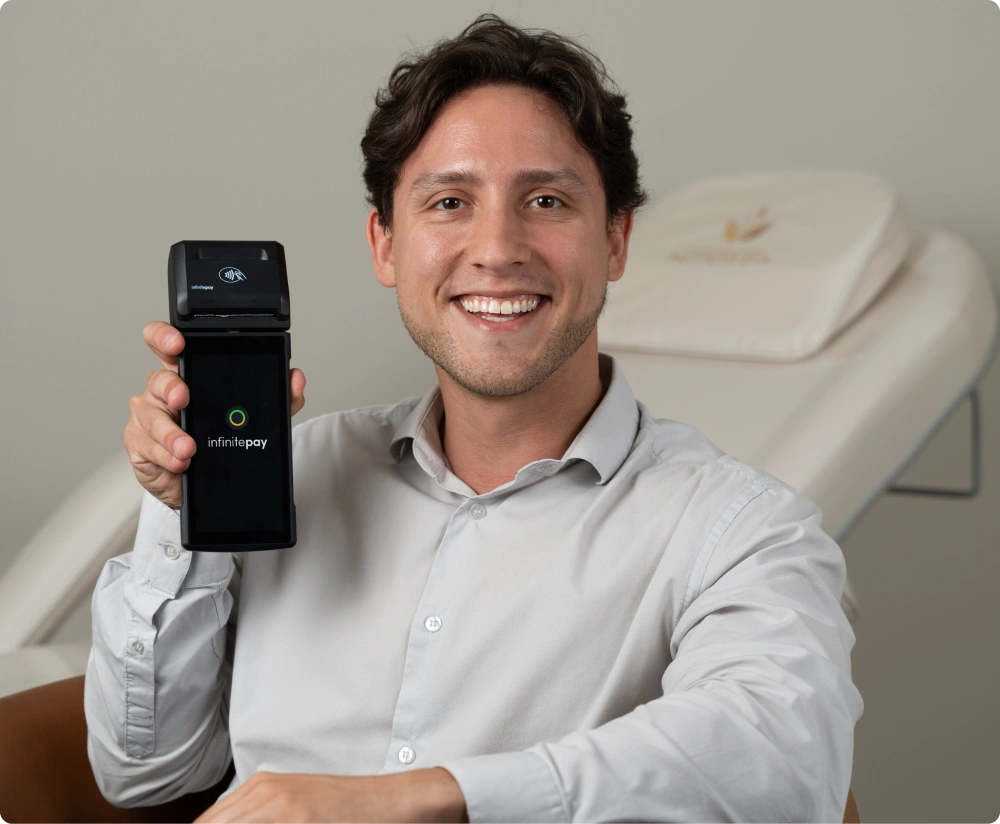 chip-m2m-maquininha-infinitepay-franquia-ideal-3 Sou o Eduardo, especialista em conectividade M2M e IoT aqui na IOT Conect, e hoje vou responder uma das dúvidas mais frequentes que recebemos dos nossos clientes antes de contratar o chip M2M para maquininha InfinitePay: qual é a franquia de dados ideal para usar na maquininha sem correr o risco de ficar sem sinal na hora do pagamento?